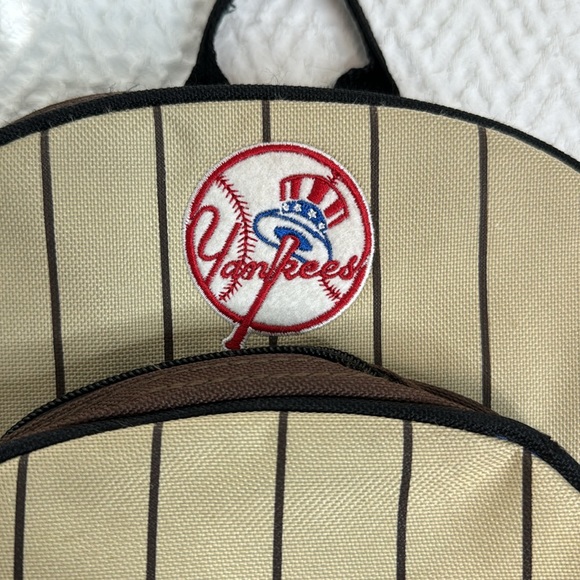 MLB New York Yankees mini backpack - Picture 4 of 8